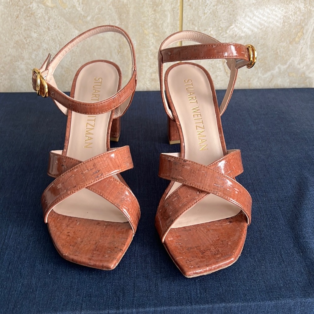 Stuart Weitzman Analeigh Cork Sandals. Size 10m - Picture 2 of 5